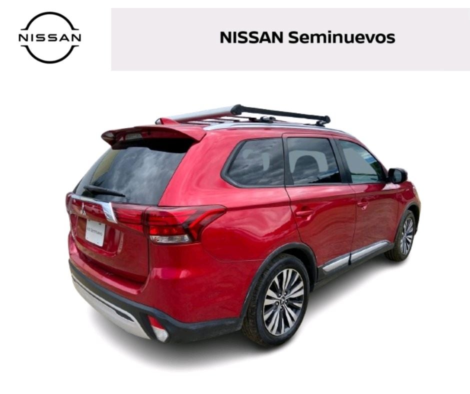 2022 Mitsubishi OUTLANDER 5 PTS SE PLUS 24L CVT 7 PAS CAMARA DE REVERSA QC RA-18